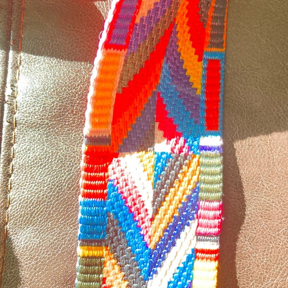 Colorful Geometric Patterned Strap - Picture 5 of 7